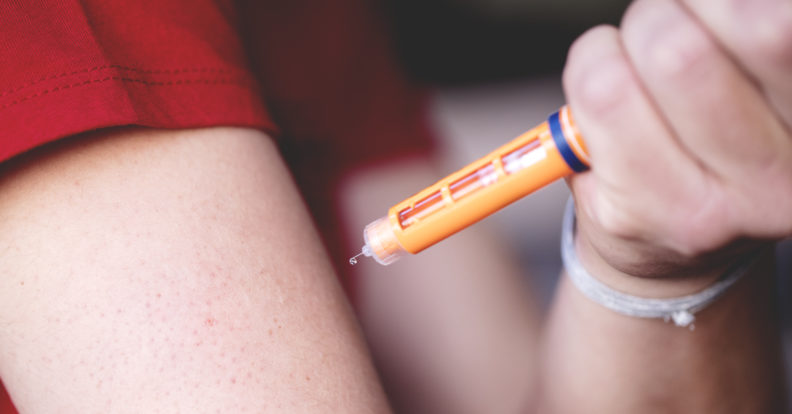 Pen-Nadeln feiern Jubiläum: Sanfte und sichere Injektion seit 30 Jahren